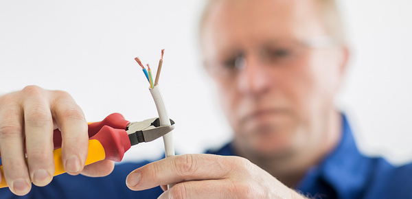 DGUV Vorschrift 3-Check bei Elektro Auer in Oberickelsheim