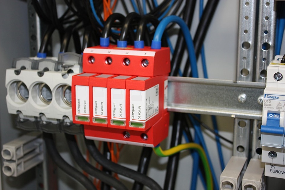 U berspannungsschutz bei Elektro Auer in Oberickelsheim